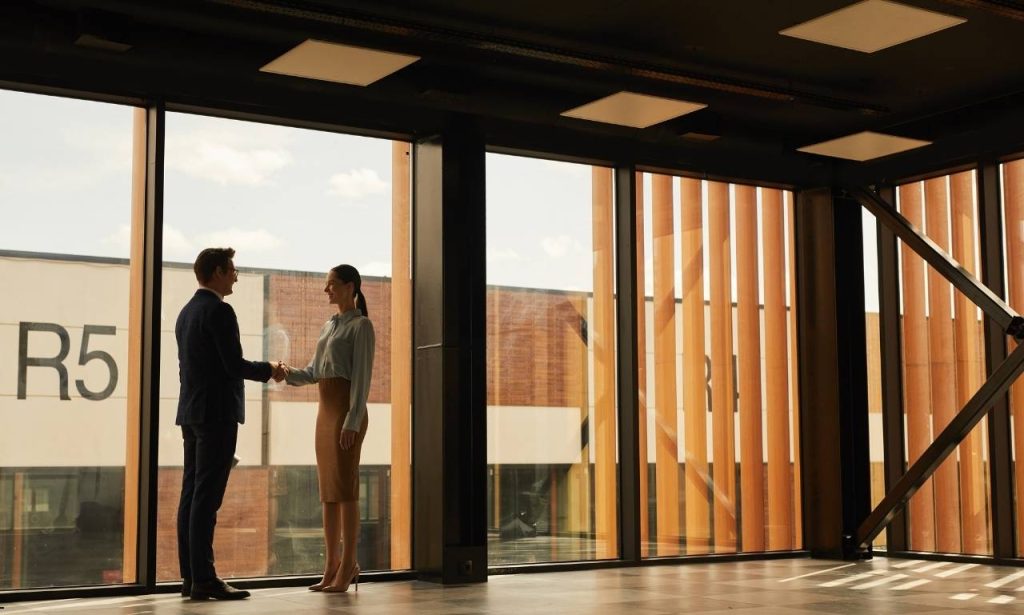 Evaluate a Real Estate Syndication Like a Pro